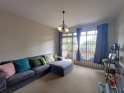 1 Bedroom Apartment To Rent in Randburg - km0y.webp