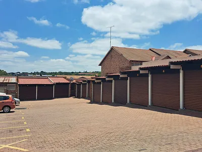 2 Bedroom Apartment To Rent in Randburg - zBi1.webp