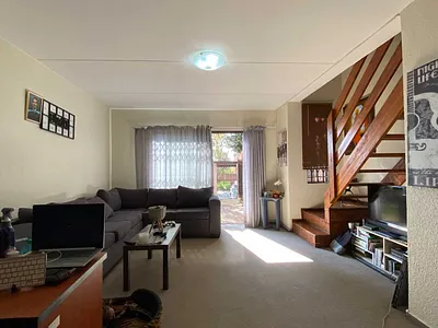 2 Bedroom Apartment To Rent in Randburg - img