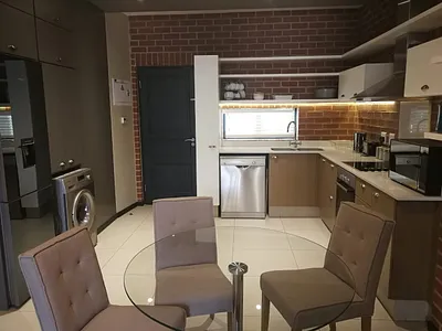 2 Bedroom Apartment To Rent in Johannesburg - FAE3.webp
