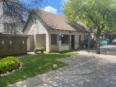3 Bedroom Apartment To Rent in Randburg - jL6T.webp