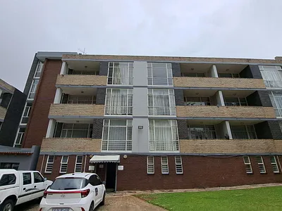2 Bedroom Apartment To Rent in Roodepoort - vTD2.webp