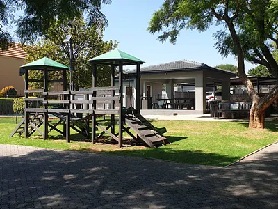 2 Bedroom Apartment For Sale in Randburg - img