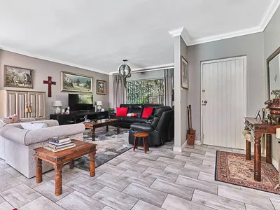 4 Bedroom House For Sale in Randburg - oNTT.webp