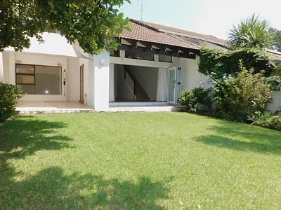 3 Bedroom Townhouse To Rent in Sandton - 5xLh.webp