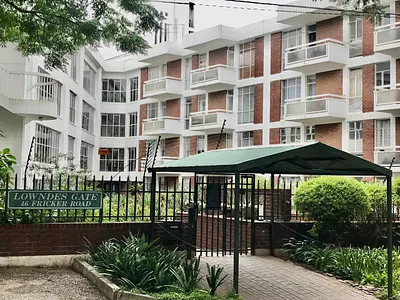 1 Bedroom Apartment To Rent in Sandton - nbZ1.webp