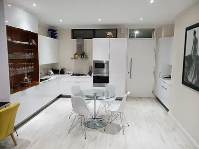 1 Bedroom Apartment For Sale in Sandton - img