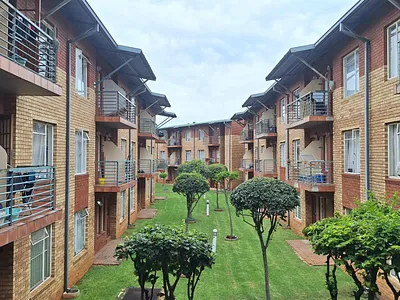 1 Bedroom Apartment To Rent in Johannesburg - kTSK.webp