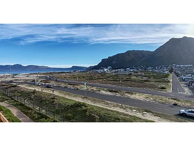 1 Bedroom Apartment For Sale in Cape Town - yhTF.webp