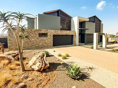 5 Bedroom House For Sale in Centurion - QOsg.webp