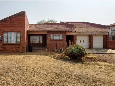 3 Bedroom House For Sale in Johannesburg - lFNL.webp