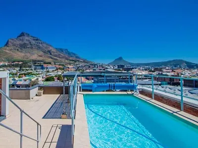 2 Bedroom Apartment For Sale in Cape Town - yOxW.webp