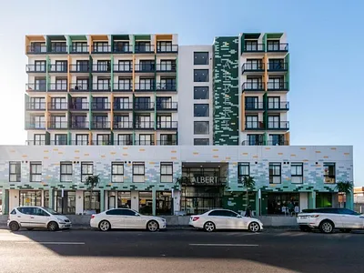 0.5 Bedroom Apartment For Sale in Cape Town - ykk6.webp