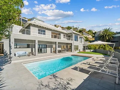 7 Bedroom House For Sale in Cape Town - Gjyc.webp