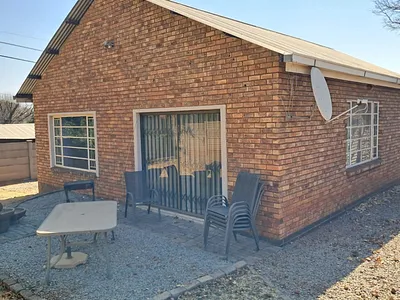 3 Bedroom House For Sale in Centurion - AKGk.webp