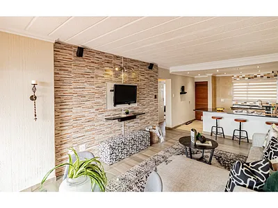 2 Bedroom Apartment For Sale in Randburg - Z7up.webp