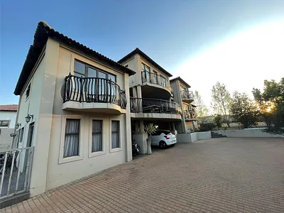 5 Bedroom House For Sale in Centurion - 8YlY.webp