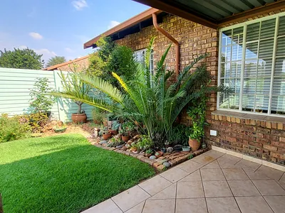 3 Bedroom Townhouse For Sale in Pretoria - PftG.webp