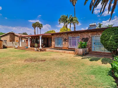 3 Bedroom House For Sale in Centurion - jCAc.webp