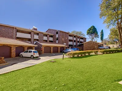 3 Bedroom Apartment To Rent in Sandton - 7iUj.webp
