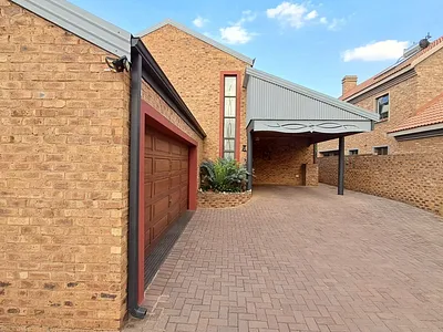 4 Bedroom House For Sale in Centurion - Pnss.webp