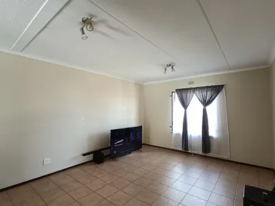 2 Bedroom Apartment For Sale in Midrand - Xv42.webp