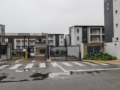 2 Bedroom Apartment For Sale in Midrand - tWPo.webp