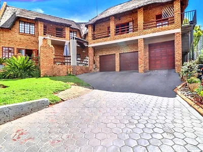 4 Bedroom House For Sale in Pretoria - dmKJ.webp