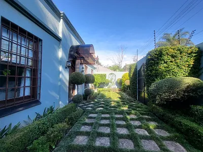 3 Bedroom House For Sale in Johannesburg - bF1A.webp