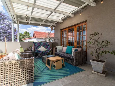 3 Bedroom House For Sale in Johannesburg - nk68.webp