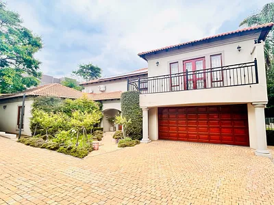 7 Bedroom House For Sale in Pretoria - w9hJ.webp