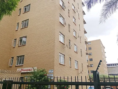 2.5 Bedroom Apartment For Sale in Pretoria - k562.webp
