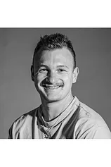 Eben Beukes - qYuS.webp