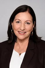 Martina Daniel - 2d8C.webp