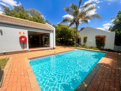2 Bedroom Townhouse To Rent in Sandton - img