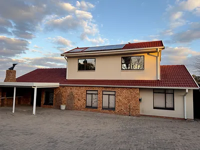 5 Bedroom House For Sale in Secunda - 8u3M.webp