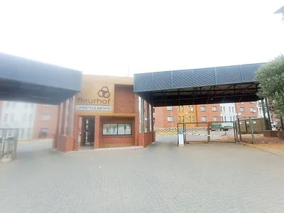 2 Bedroom Apartment For Sale in Roodepoort - KDET.webp