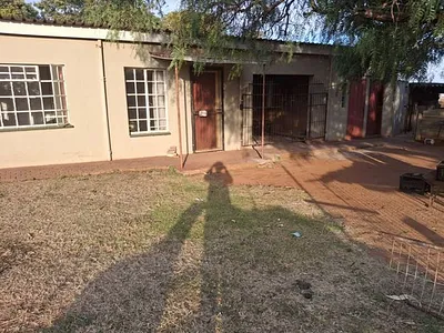 5 Bedroom House For Sale in Randfontein - Xjfh.webp