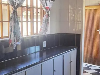 4 Bedroom House To Rent in Johannesburg - ecLt.webp