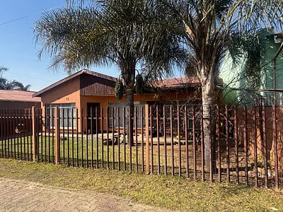4 Bedroom House To Rent in Krugersdorp - A9ge.webp