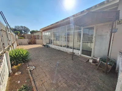 3 Bedroom House For Sale in Krugersdorp - C1D4.webp