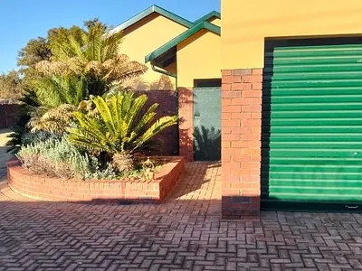 3 Bedroom House For Sale in Westonaria - img