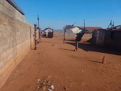 House For Sale in Johannesburg - Lj5x.webp