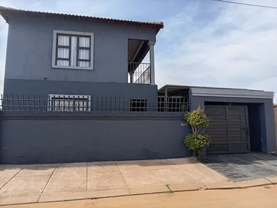 5 Bedroom House For Sale in Johannesburg - VHT7.webp