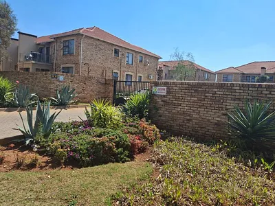 2 Bedroom Apartment For Sale in Randfontein - StsN.webp
