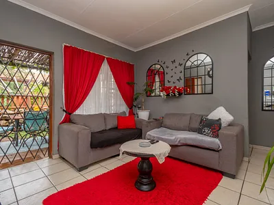 3 Bedroom Townhouse For Sale in Randburg - VuBM.webp