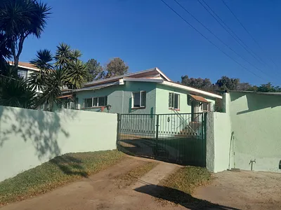 5 Bedroom House To Rent in Randburg - TkNA.webp