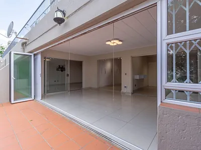 3 Bedroom Townhouse To Rent in Roodepoort - C8K4.webp