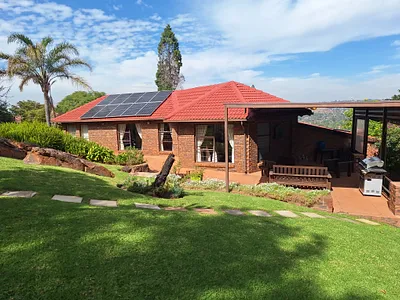 3 Bedroom House For Sale in Roodepoort - MfSN.webp