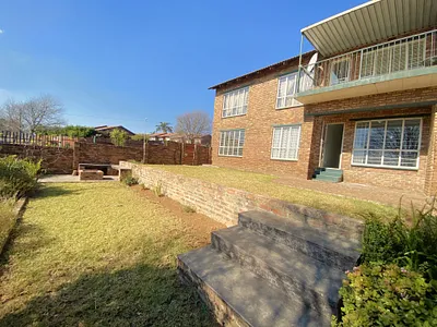 3 Bedroom Apartment For Sale in Roodepoort - TXUZ.webp